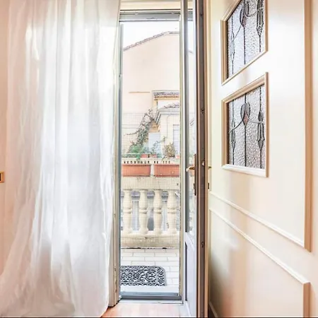 Old Brera Apartament Mediolan